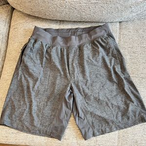 Lululemon T.H.E. Linerless 9” Short - Large